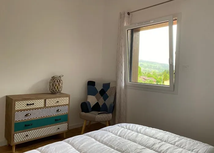 Les Biches 克松吕-隆日梅